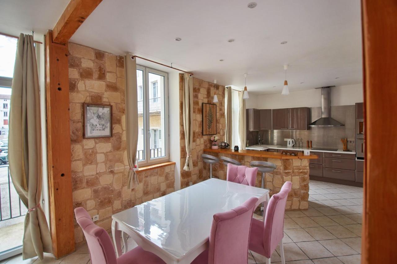 סן-קלוד Maison Lamartine - Plein Centre-Ville Avec Garage & Jeux מראה חיצוני תמונה