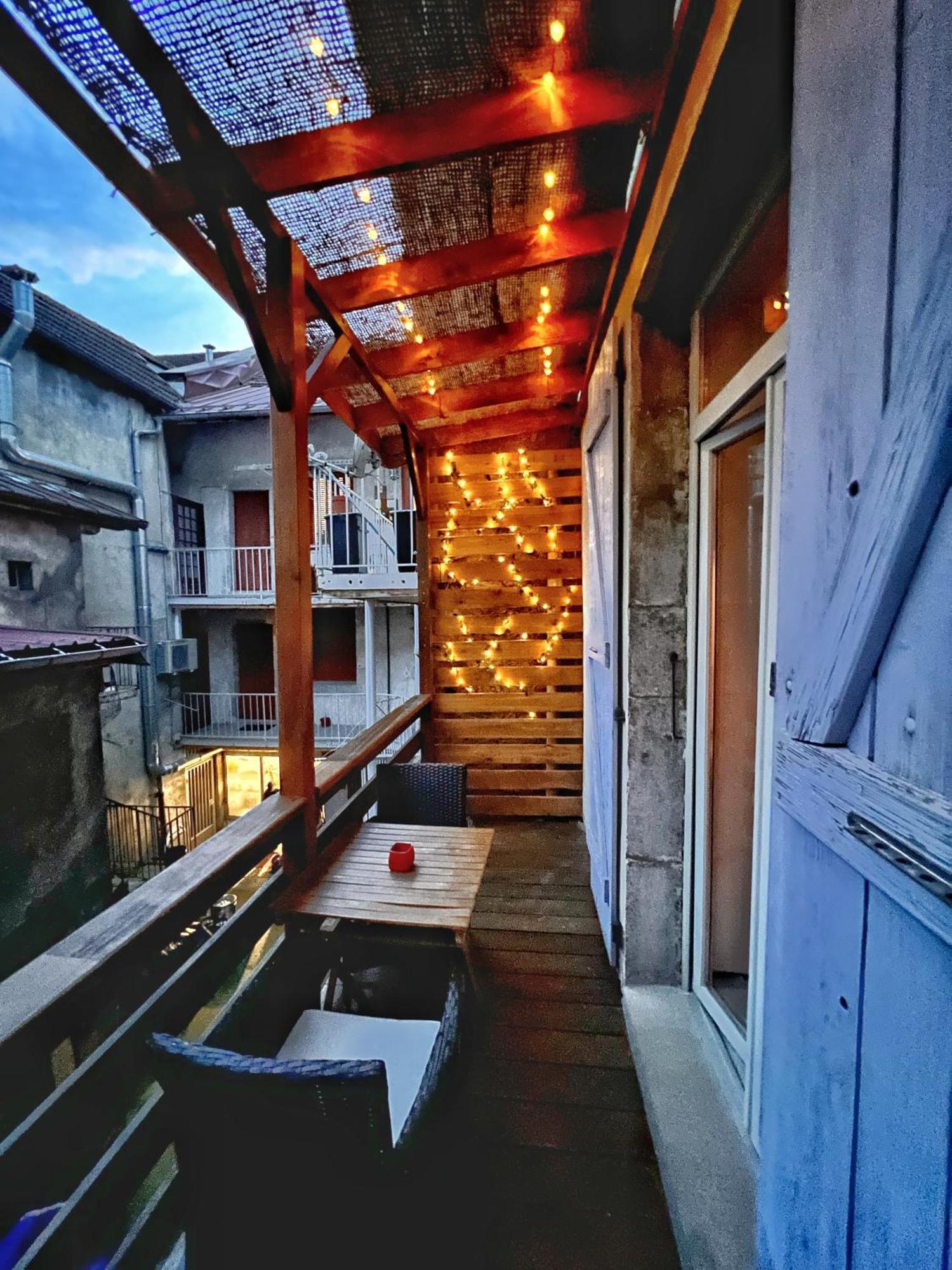 סן-קלוד Maison Lamartine - Plein Centre-Ville Avec Garage & Jeux מראה חיצוני תמונה